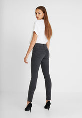 LEE SCARLETT HIGH DAMSKIE SPODNIE JEANSOWE JEANSY BLACK WHITLEY L626PIQR 112114307